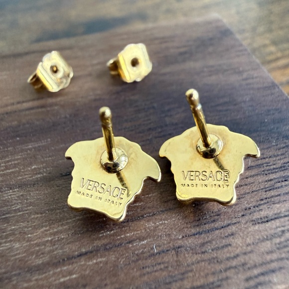 Versace Medusa Earrings - Picture 7 of 7